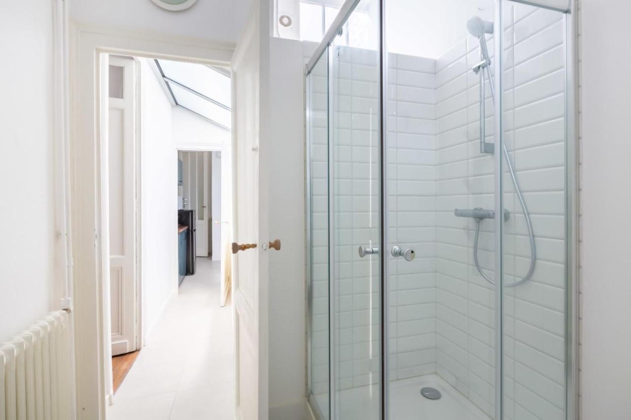 Guestready - Modern Apartment In City Center For Up To 4 Guests! Bordeaux Eksteriør bilde